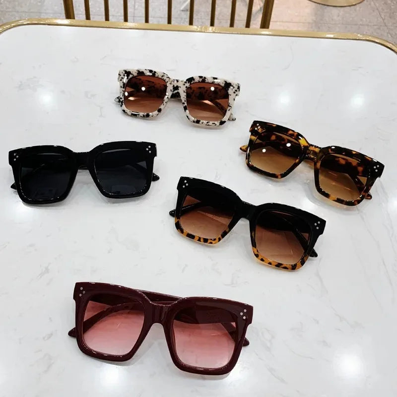 Brand Square Sunglasses 2024 Women Fashion Trends Luxury Designer Cat Eye Oversized Sunglasses Female Gradient Eyewear Oculos